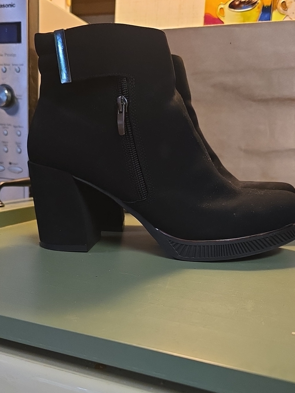 Andiamo Faux Sued Black Platform Booties W/chunky Heel And Chrome Detail, Sz 11